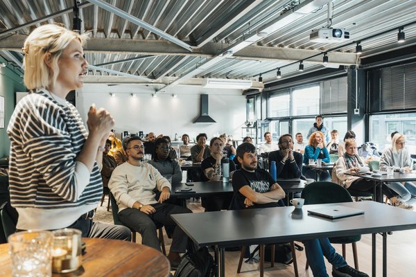 Wie kÃ¶nnen Unternehmen die Lernerfahrung personalisieren?